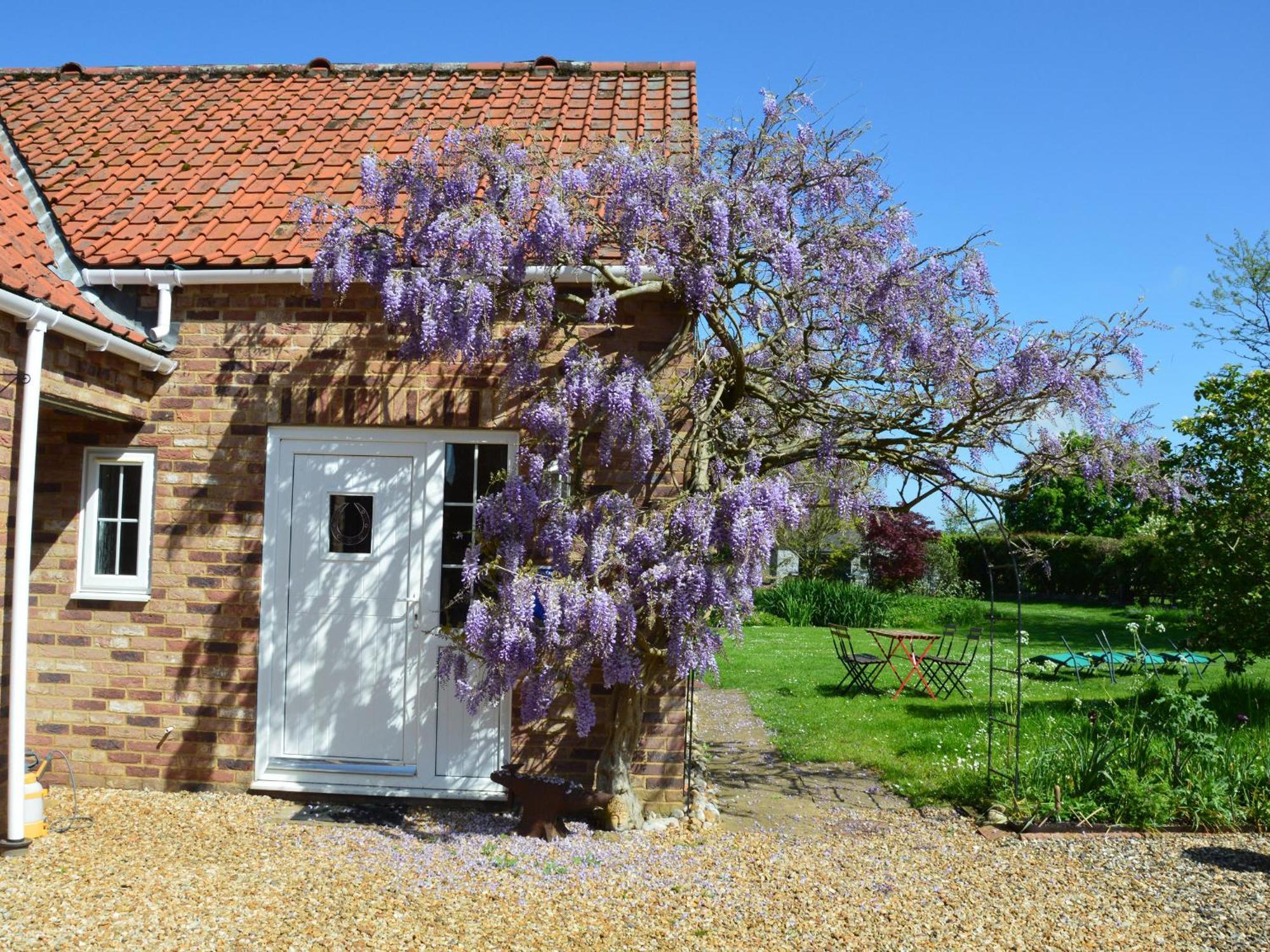 Wisteria Cottage Gayton  Kültér fotó