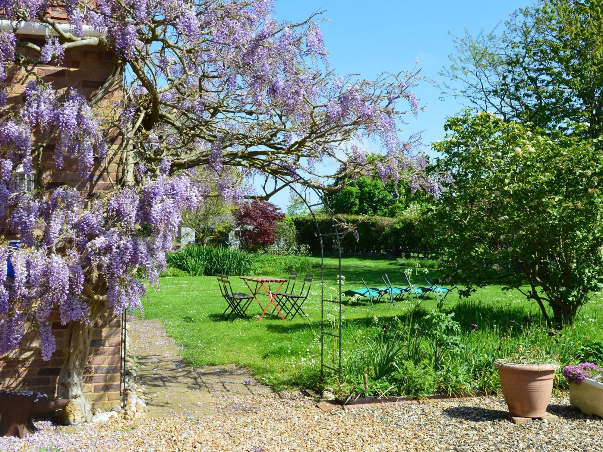 Wisteria Cottage Gayton  Kültér fotó